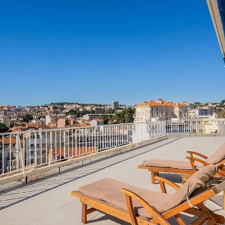 Avec Terrasse Et Vue Cannes