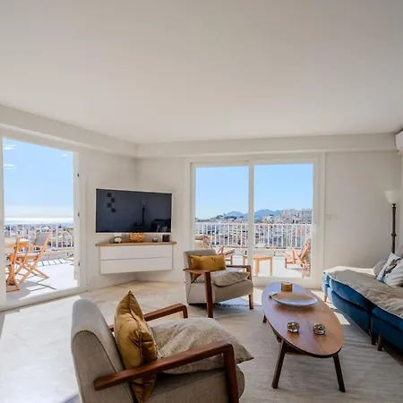 Apartment Avec Terrasse Et Vue