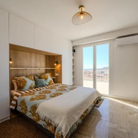 Avec Terrasse Et Vue Apartment *
